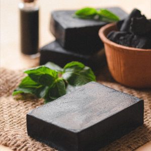 Activated Charcoal & Mint